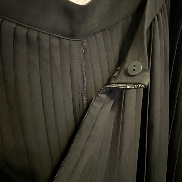 Eileen Fisher Petite Accordion Pleated Cropped Black Pant L - Picture 10 of 11